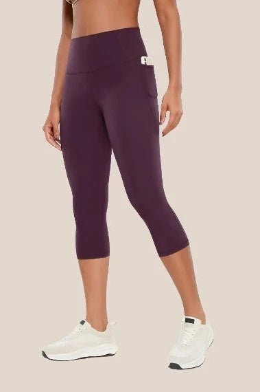 High-Waist Yoga Capri Leggings with pockets Yoga Clothing Awakening Ride Dark Purple US XXS(00) 